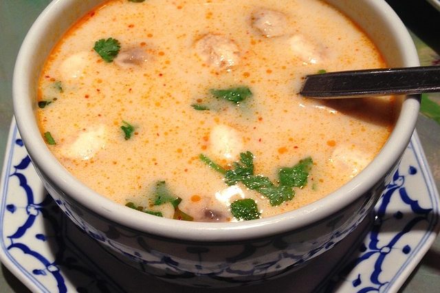 Apa Bahayanya Jika Memanaskan Santan Terlalu Lama? Ini Jawabannya