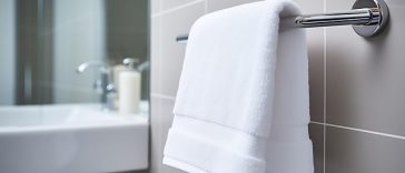 Inilah Daftar Barang Hotel yang Paling Sering Dicuri Tamu, Termasuk Handuk!