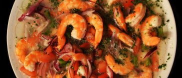 7 Makanan dan Minuman Ini Tidak Boleh Dikonsumsi Bersama Seafood