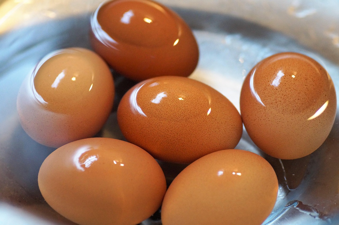 5 Cara agar Telur Rebus Mudah Dikupas dengan Mulus, Apa Saja?
