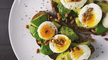 5 Pilihan Menu Sarapan untuk Kurangi Rasa Cemas dan Stres