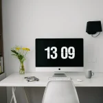 Teknik Timeboxing: Minimalist desk setup untuk produktivitas kerja