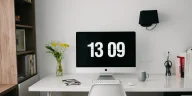 Teknik Timeboxing: Minimalist desk setup untuk produktivitas kerja
