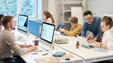 Teknik Timeboxing: Minimalist desk setup untuk produktivitas kerja
