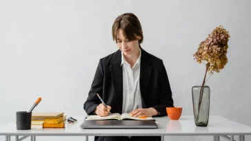 Diversifikasi skill sebagai career insurance untuk menghadapi ketidakpastian kerja