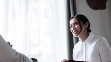 Cara jaga motivasi cari kerja saat proses terasa nggak adil dan melelahkan